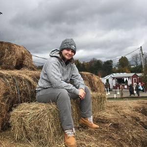 Meet your Posher, Kelly